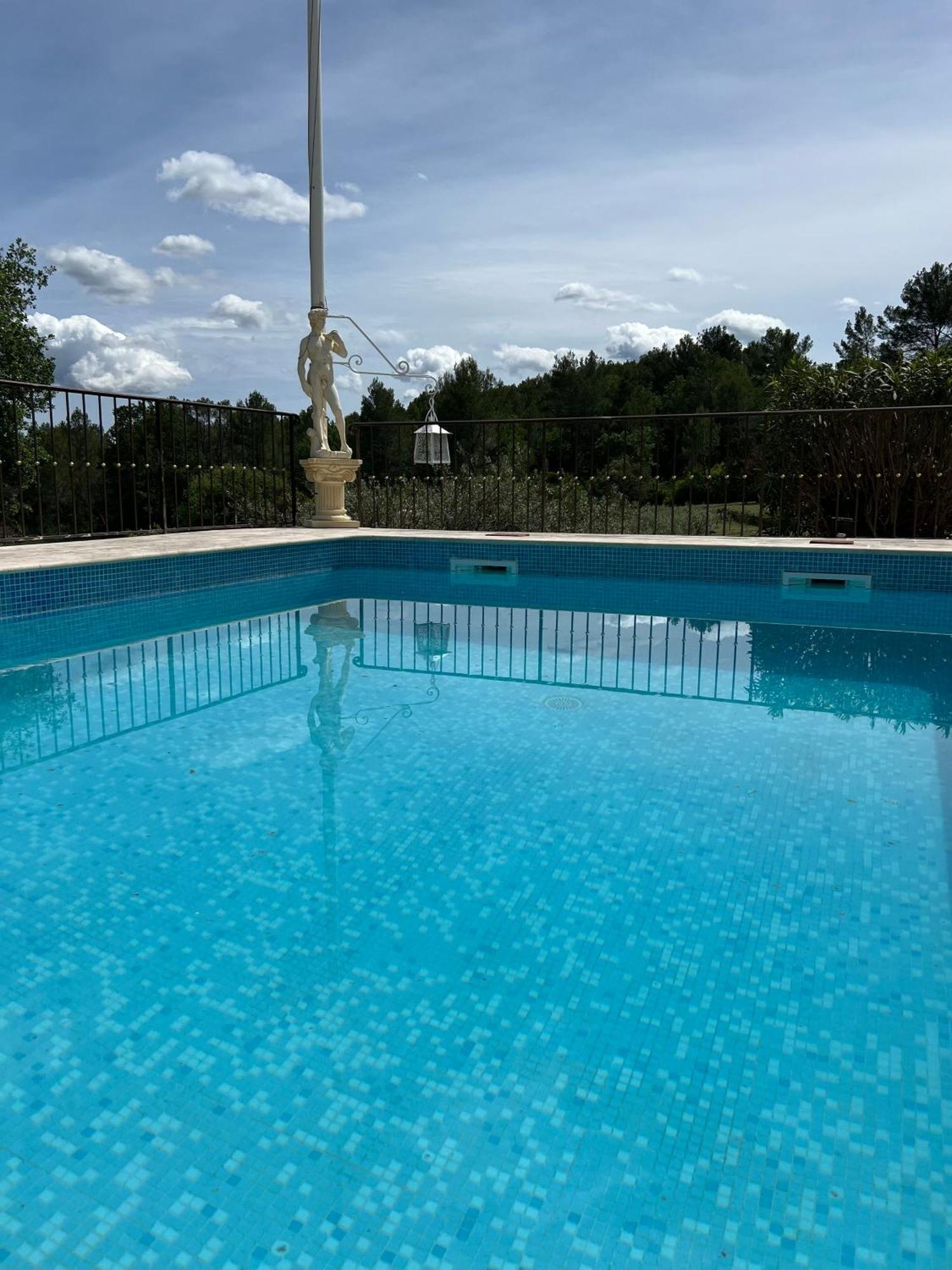 Bastide Des Hesperides Apartamento Flayosc Exterior foto