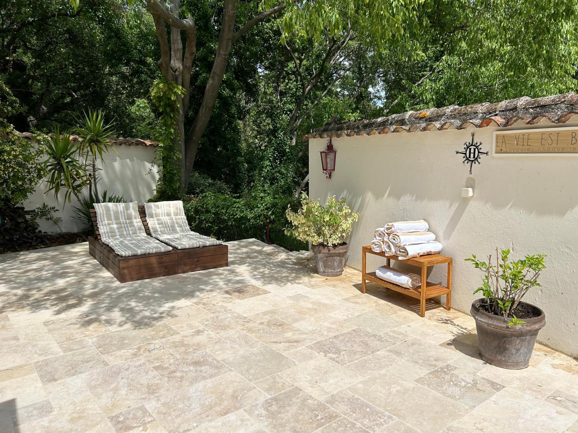 Bastide Des Hesperides Apartamento Flayosc Exterior foto