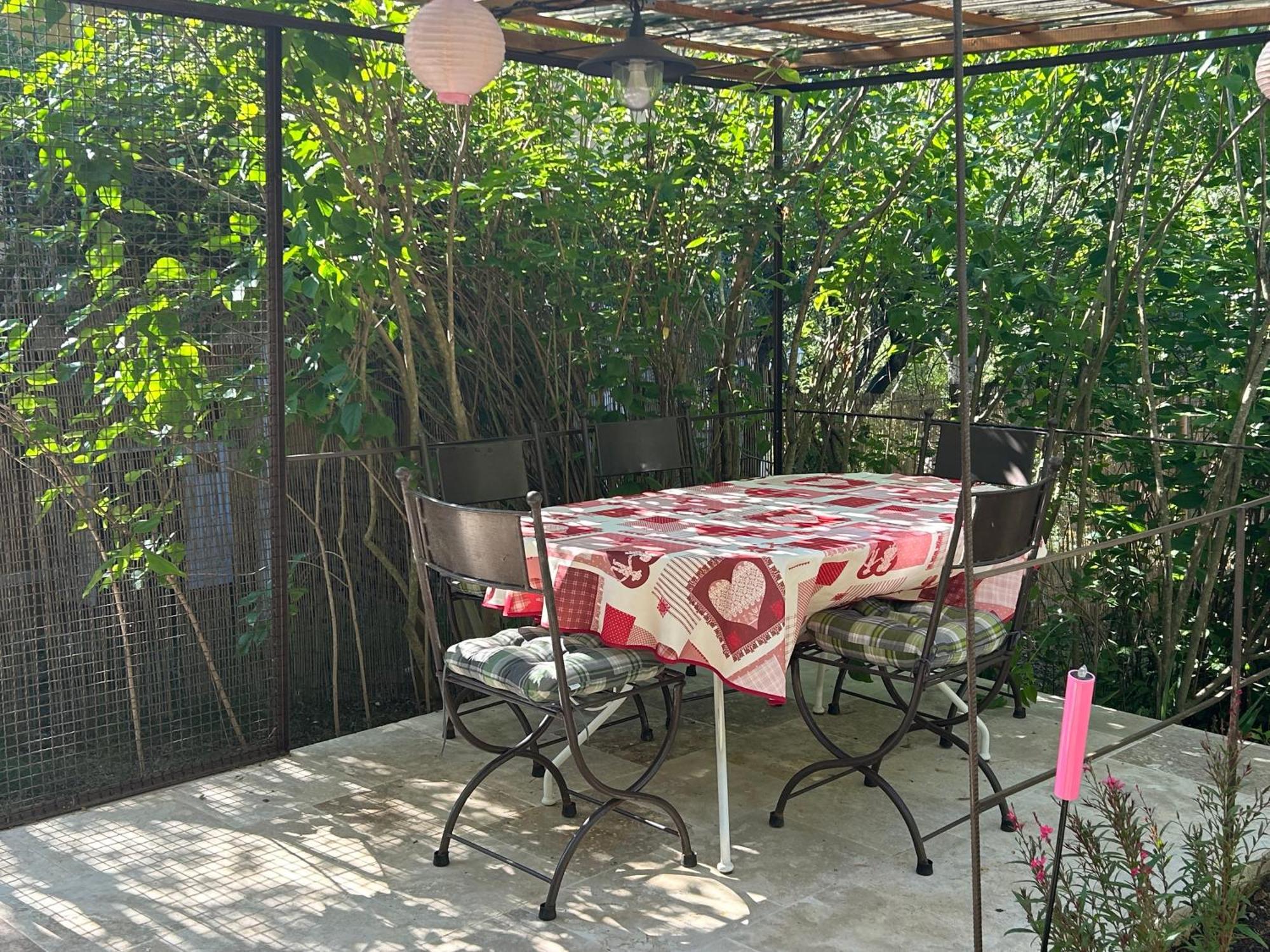 Bastide Des Hesperides Apartamento Flayosc Exterior foto