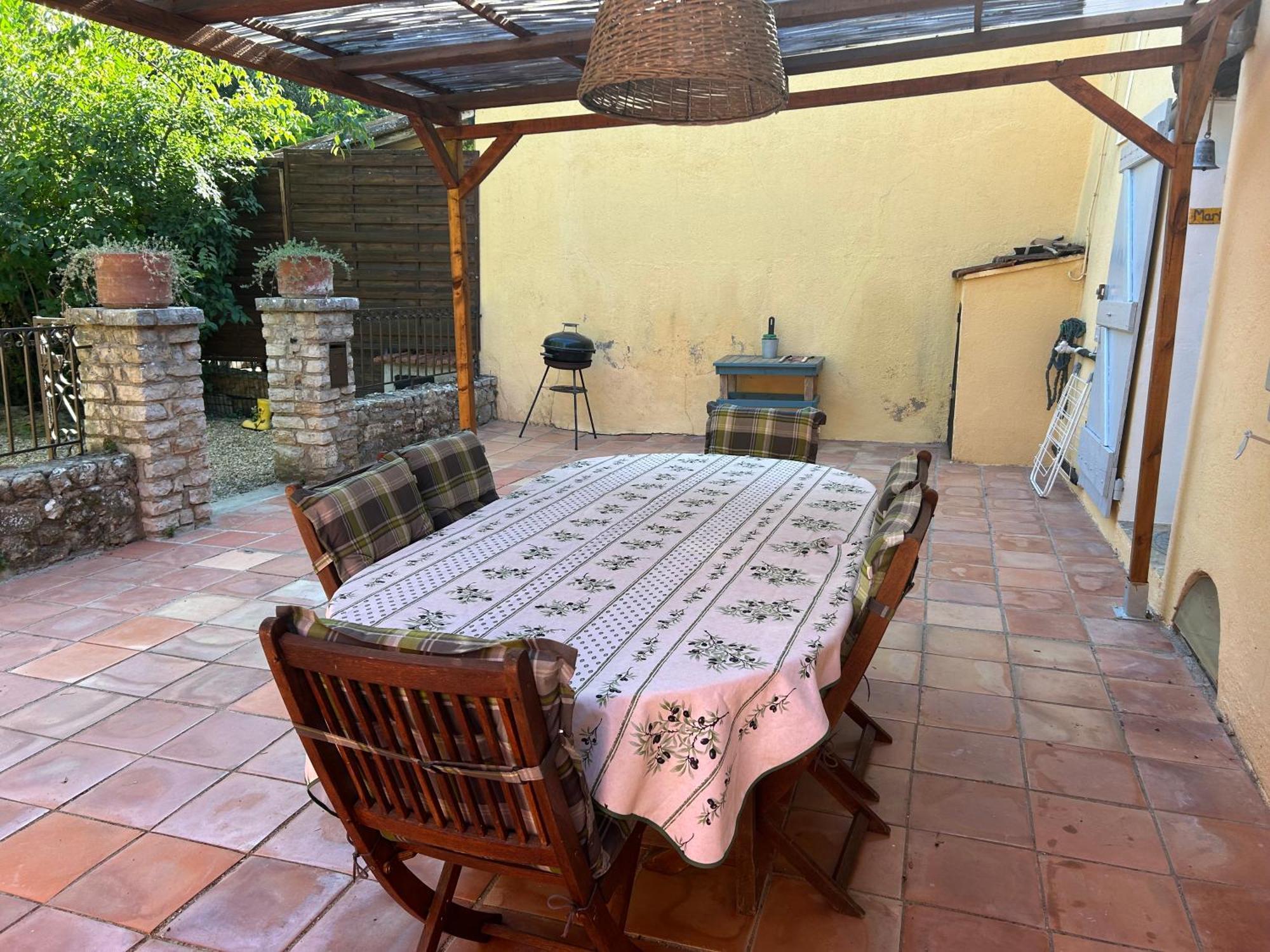Bastide Des Hesperides Apartamento Flayosc Exterior foto